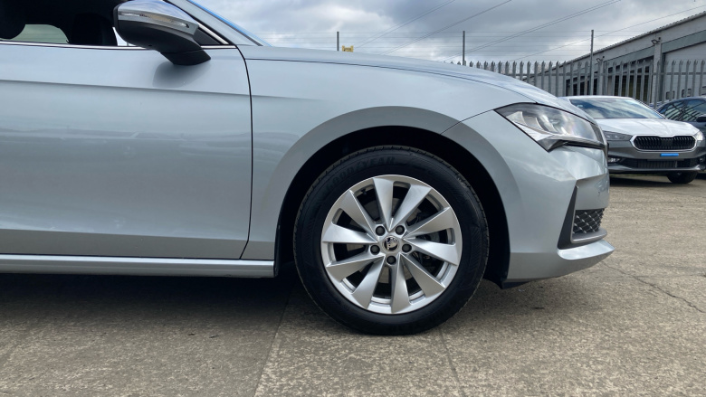 Skoda Superb 2.0 TDI SE Technology 5dr DSG Diesel Estate